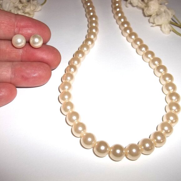 Fashion Jewelry Jewelry - Cream Faux Pearl Necklace and Earring Costume Jewelry Set Fashion Accessory D119